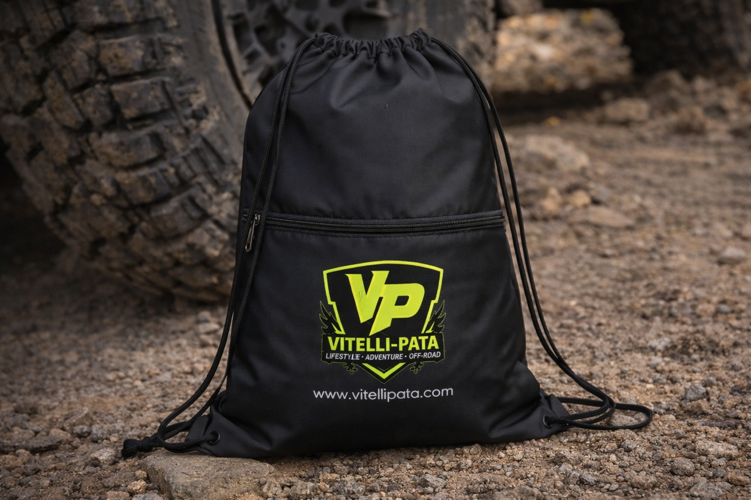 Bolso Gym Sack VITELLI PATA – Negro con Bolsillo (Zipper Pocket)